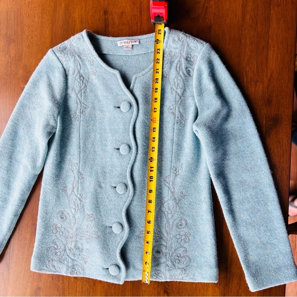 Pendleton Teal Embroidered Women's Lamb’s Wool Cardigan - Picture 6 of 9